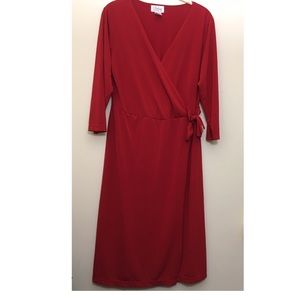 Red Wrap Dress💃🏻